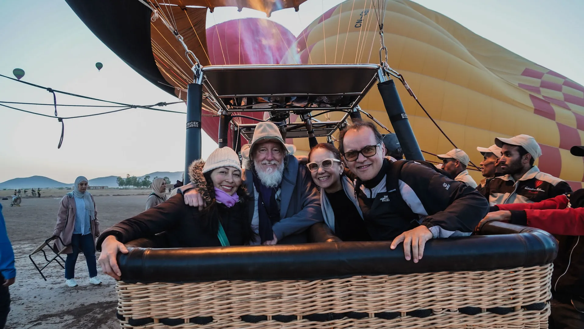 hot air balloon