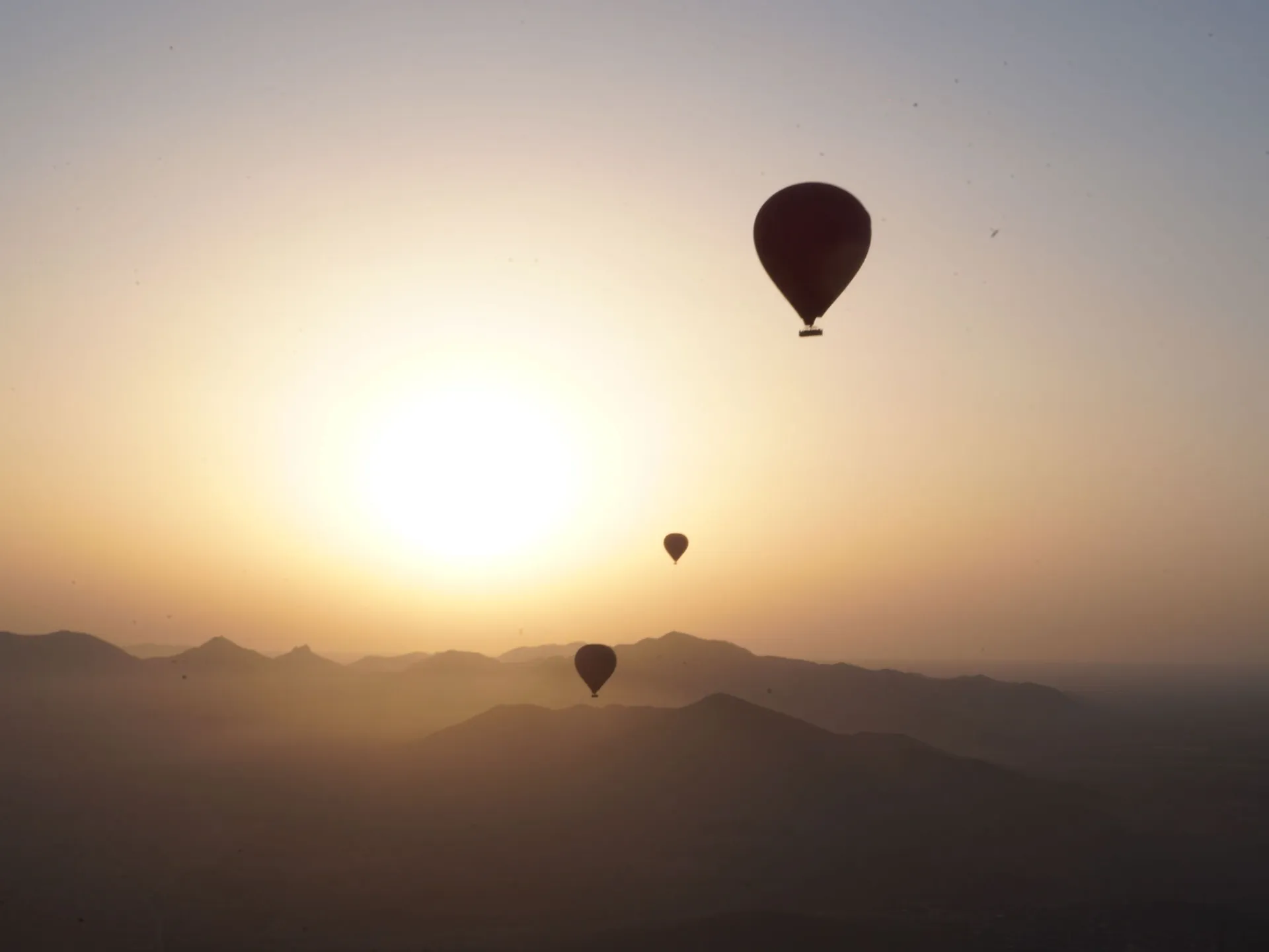 marrakech hot air balloon sunrise